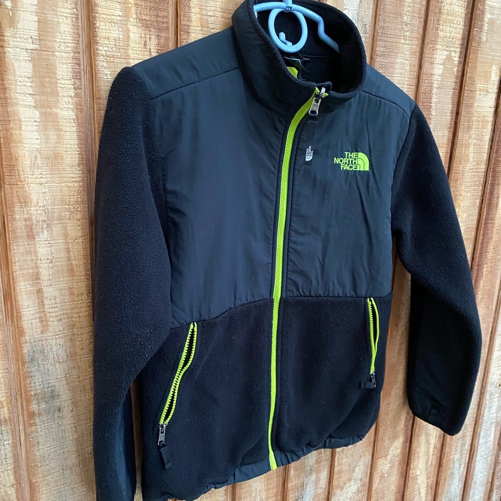 The North Face POLARTEC zip up light weight jacket